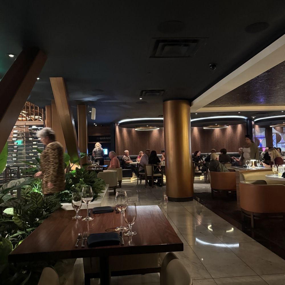 Ramsay's Kitchen - Venue - New American Near Me - Las Vegas, Nevada