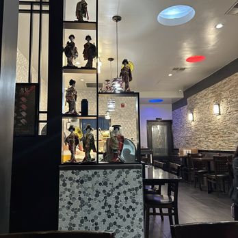 Kabuki Sushi - Inside - Sushi Bars Near Me - Philadelphia, Pennsylvania