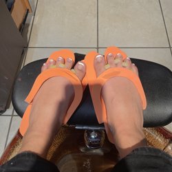 Kelly's Nails & Spa - French tip pedicure