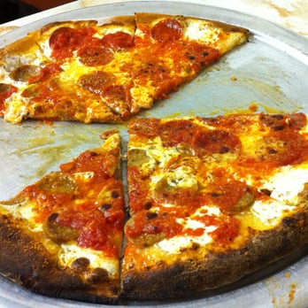 Totonno's - Pizza Near Me - Brooklyn, New York Totonno's - Pizza Near Me - Brooklyn, New York