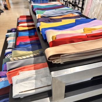 Loutie - Shoe Stores Near Me - Edison, New Jersey