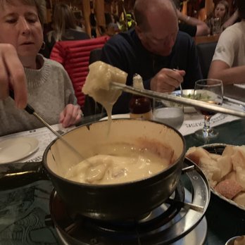 Grizzly House - Cheese fondue - Fondue Near Me - Banff, Alberta Grizzly House - Cheese fondue - Fondue Near Me - Banff, Alberta