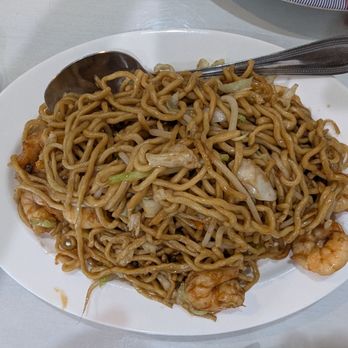 Friendly House - Shrimp chow mein - Chinese Near Me - Turlock, California Friendly House - Shrimp chow mein - Chinese Near Me - Turlock, California