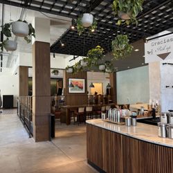 Cafe Quiquiriqui - Inside