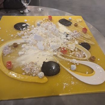 Alinea - New American Near Me - Chicago, Illinois