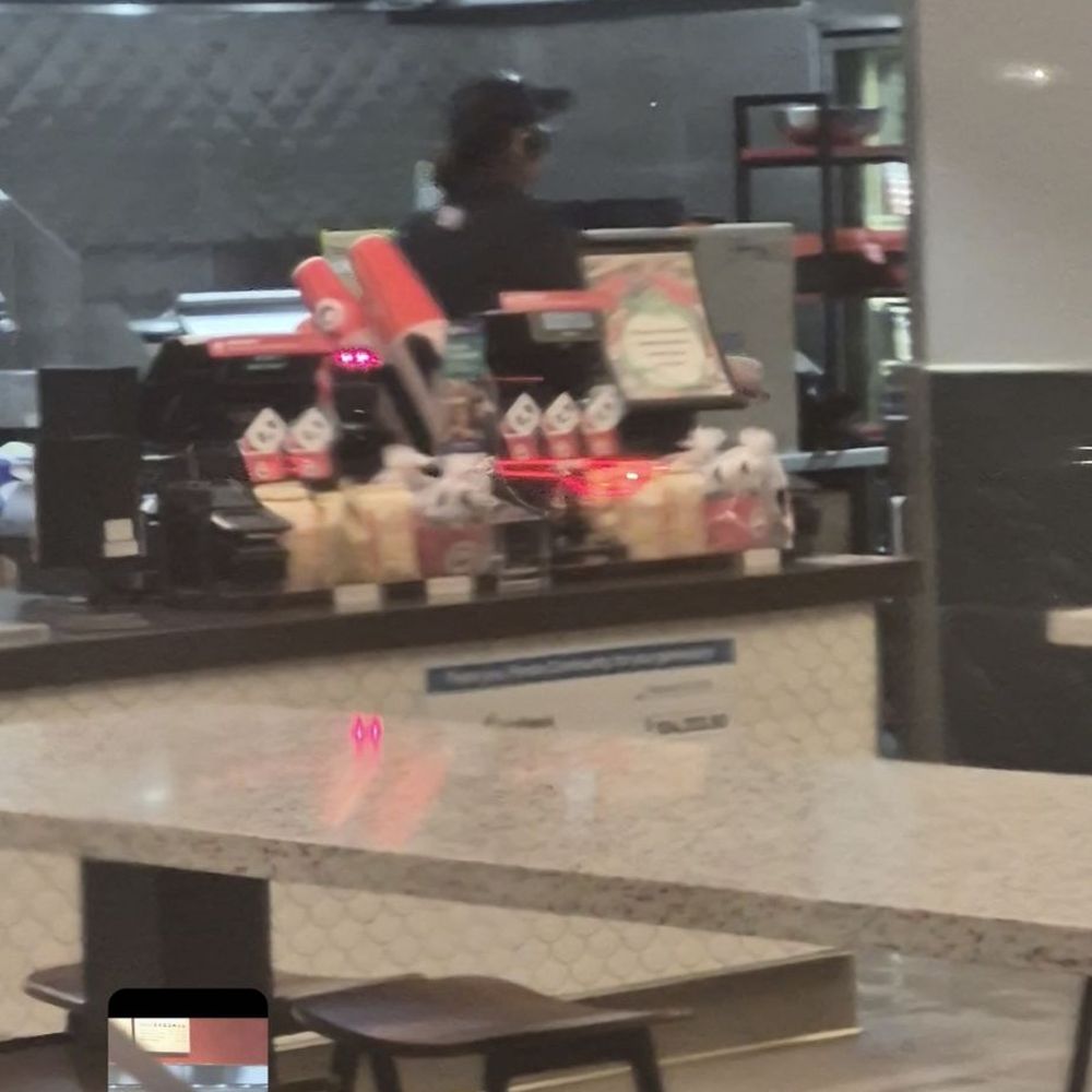 Panda Express - Looks like the manager's running away trying to hide her face from the other lady.. - Chinese Near Me - Tulsa, Oklahoma