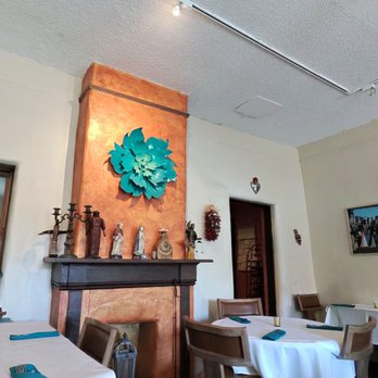 Zacatlán Restaurant - Interior dining area - Mexican Near Me - Santa Fe, New Mexico Zacatlán Restaurant - Interior dining area - Mexican Near Me - Santa Fe, New Mexico