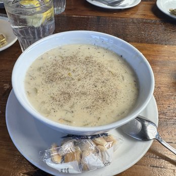 Sam's Chowder House - Seafood Near Me - Half Moon Bay, California Sam's Chowder House - Seafood Near Me - Half Moon Bay, California