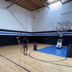Hoop HQ - Shooting machine