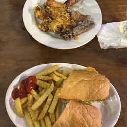 Shop Poboy & Hot Wings