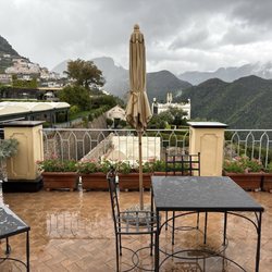 Belmond Hotel Caruso - Lovely terrace even w/the rain