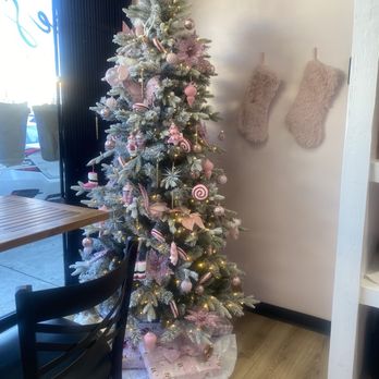 Lee's Coffee House - Decor - Coffee & Tea Near Me - San Fernando Valley, California Lee's Coffee House - Decor - Coffee & Tea Near Me - San Fernando Valley, California