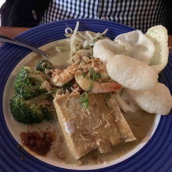 Bali Café - Noodle dish - Sushi Bars Near Me - Miami, Florida