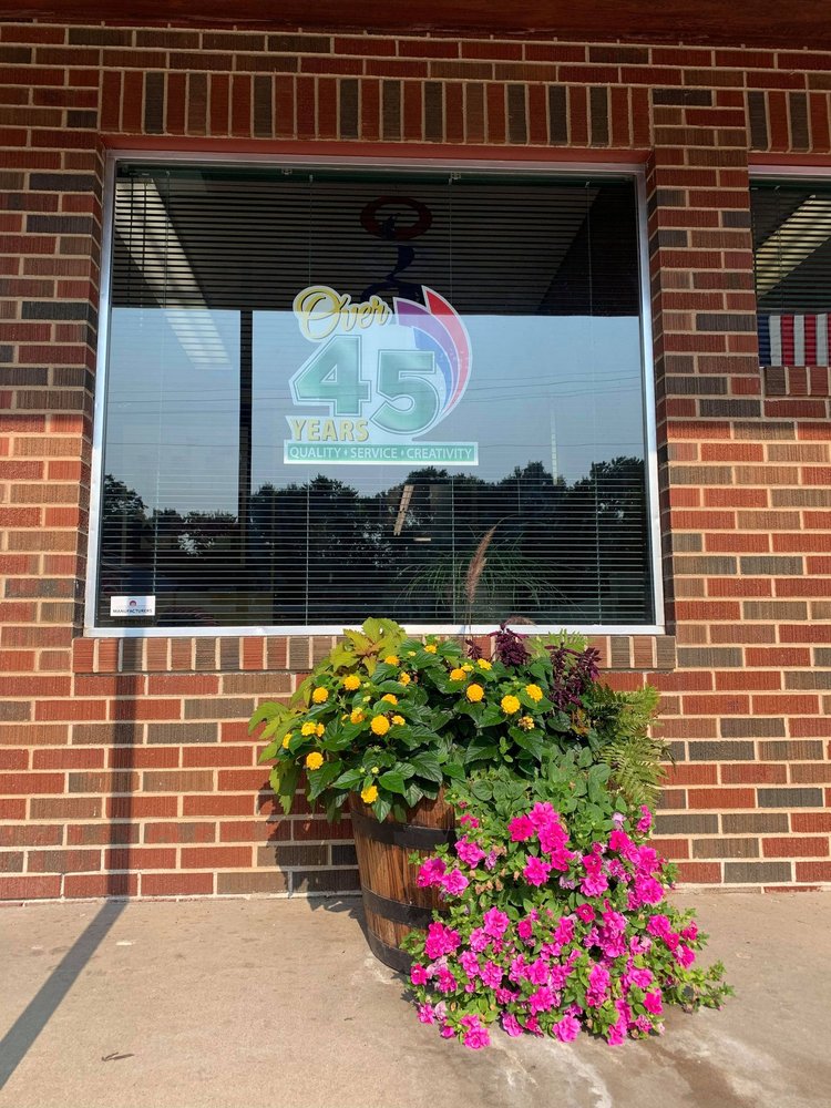 FIRST IMPRESSIONS PRINTING AND DESIGN Updated October 2024 1901 S