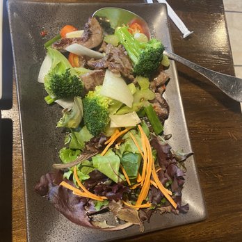Fresh Bowl - Spicy Beef Salad - Thai Near Me - Lawrenceville, Georgia Fresh Bowl - Spicy Beef Salad - Thai Near Me - Lawrenceville, Georgia