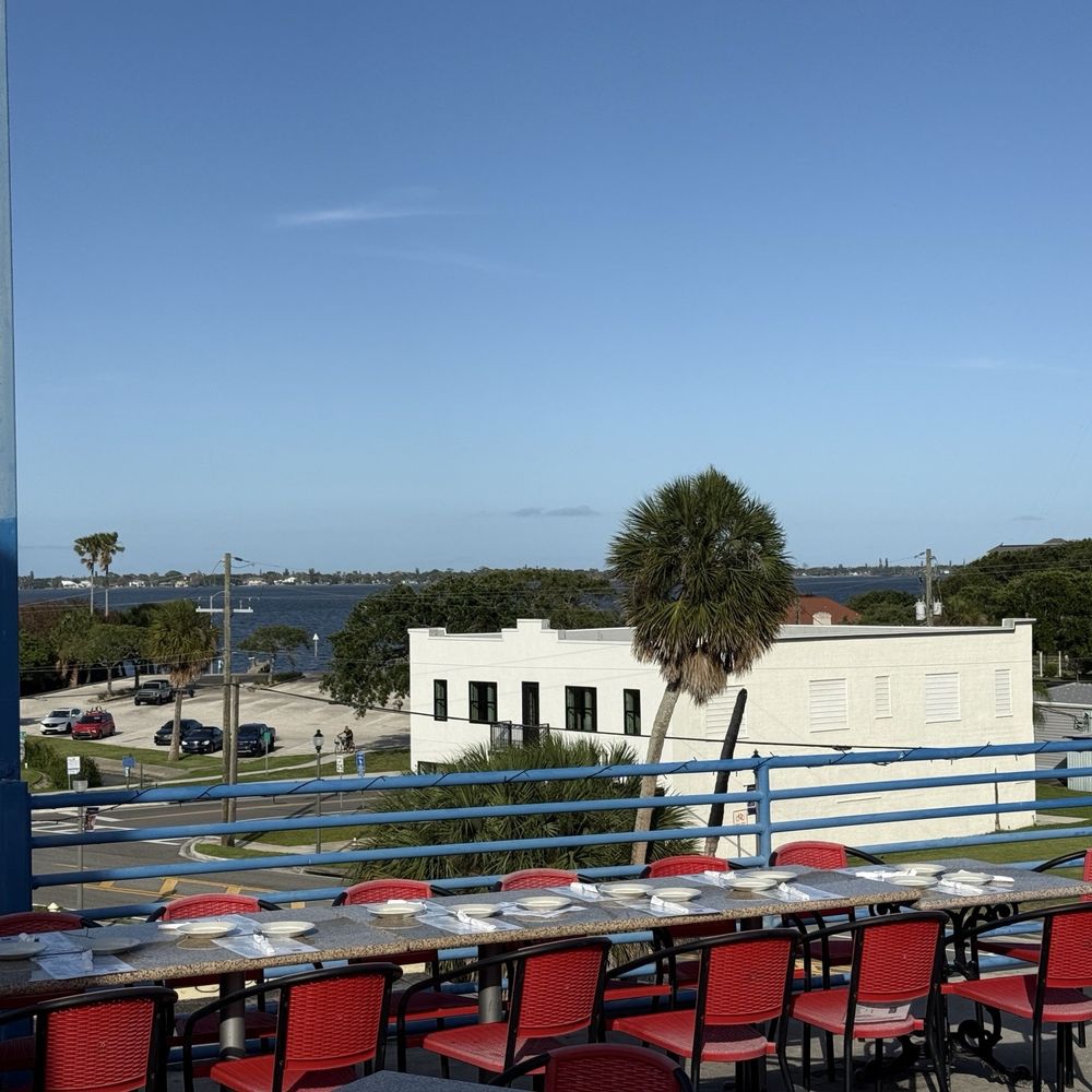 The Mansion - Rooftop view to the south - New American Near Me - Melbourne, Florida
