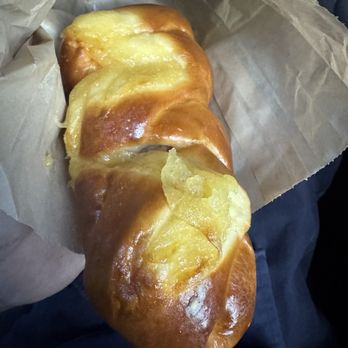 Maui Bread - Pineapple and Ham - Bakeries Near Me - Kihei, Hawaii Maui Bread - Pineapple and Ham - Bakeries Near Me - Kihei, Hawaii