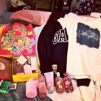 Silver Sands Premium Outlets - These are my goodies. Some of them are from that vintage mall in Mary Esther fl though. - Shopping Centers Near Me - Miramar Beach, Florida Silver Sands Premium Outlets - These are my goodies. Some of them are from that vintage mall in Mary Esther fl though. - Shopping Centers Near Me - Miramar Beach, Florida