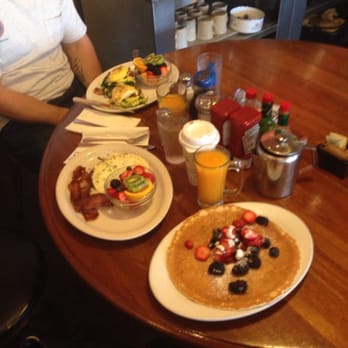 Fred's Coffee Shop - That's what I'm talkin' bout! - Coffee & Tea Near Me - Sausalito, California Fred's Coffee Shop - That's what I'm talkin' bout! - Coffee & Tea Near Me - Sausalito, California
