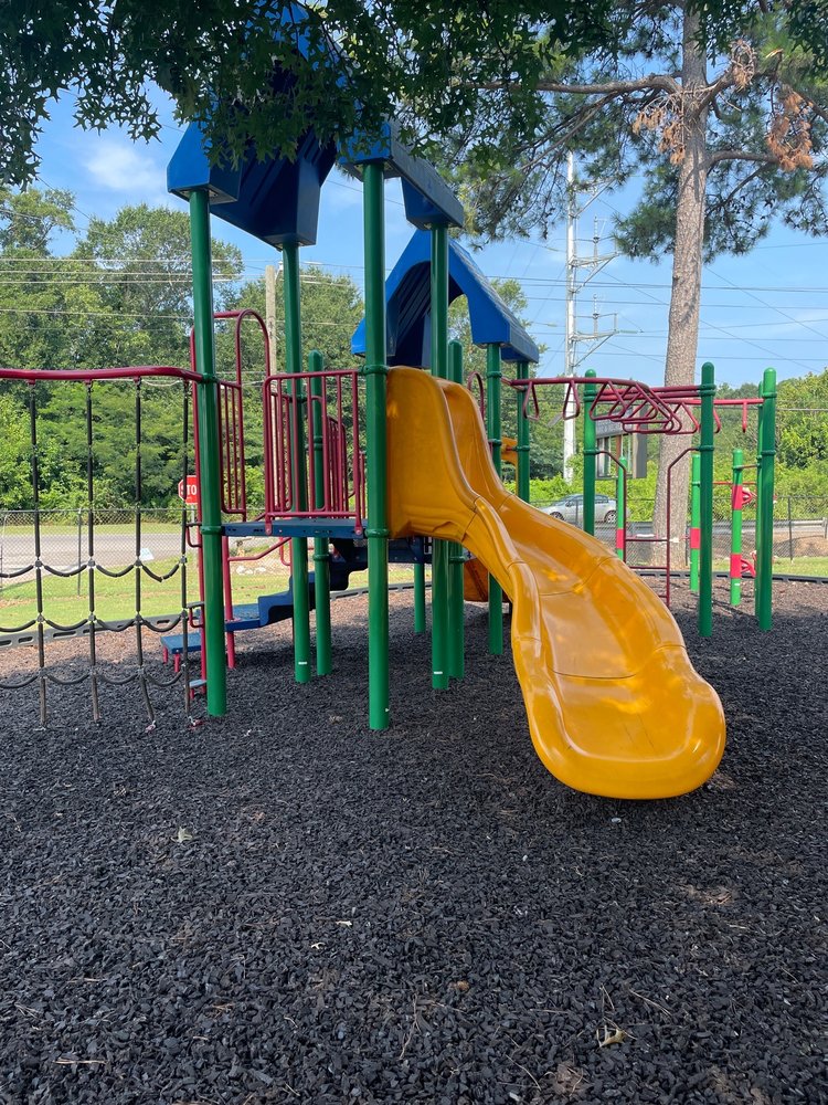 HUEYTOWN PARK & RECREATION 2501 Brooklane Dr, Hueytown, Alabama