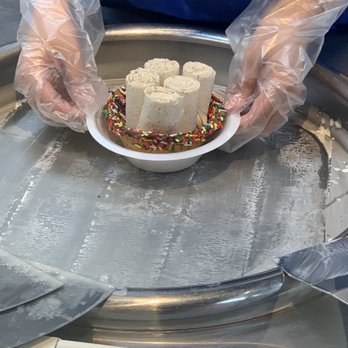 Rolled Ice Cream - Prepping my whatchamacallit - Ice Cream & Frozen Yogurt Near Me - Orlando, Florida Rolled Ice Cream - Prepping my whatchamacallit - Ice Cream & Frozen Yogurt Near Me - Orlando, Florida
