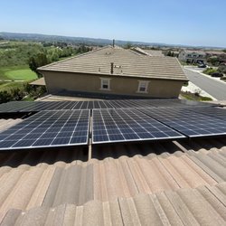 Squeegee Services - Clean Solar panel's