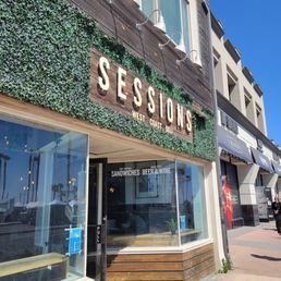 Sessions West Coast Deli (Downtown Huntington Beach) photo 3