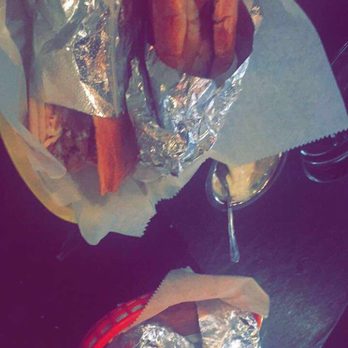 Babylon Hookah Lounge - Chicken sandwich - Hookah Bars Near Me - Tampa, Florida