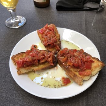 Planet Ristopub - Bruschetta - Italian Near Me - Caltagirone, Connecticut