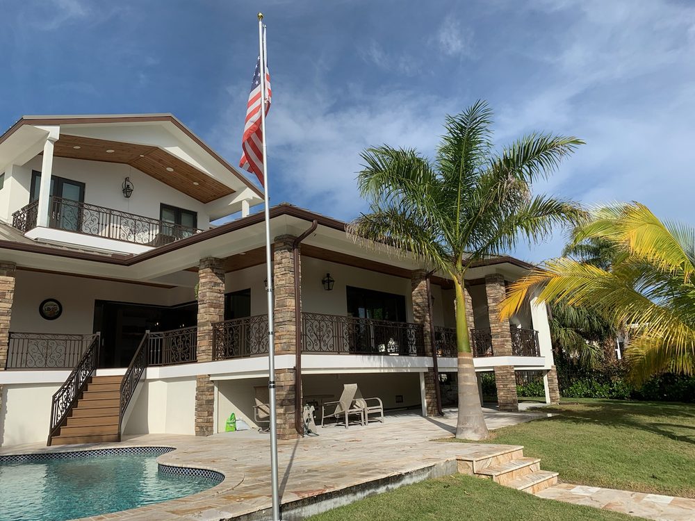 Slide of Di Pasqua Construction