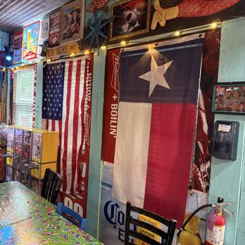 Tia Juanita's Fish Camp - Seafood Near Me - Beaumont, Texas