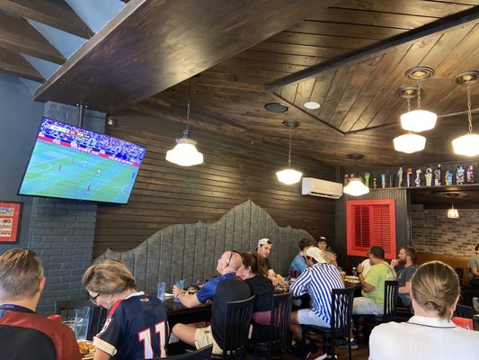 Union Jack Pub by null