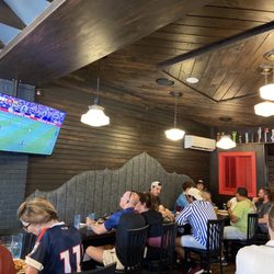 Union Jack Pub - Great pub to watch soccer.