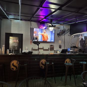 Shadow Lounge & Restaurant - Lounges Near Me - Indianapolis, Indiana