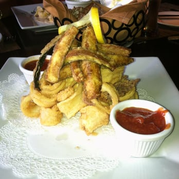 Toscana 52 - Fried zucchini & calamari.  Glory on a platter - Italian Near Me - Feasterville, Pennsylvania