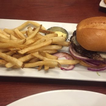 Ruby Tuesday - Burgers Near Me - Windsor Locks, Connecticut Ruby Tuesday - Burgers Near Me - Windsor Locks, Connecticut