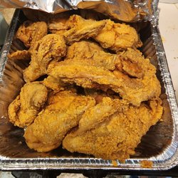 Fergie's Bar & Restaurant - Delicious fried chicken.