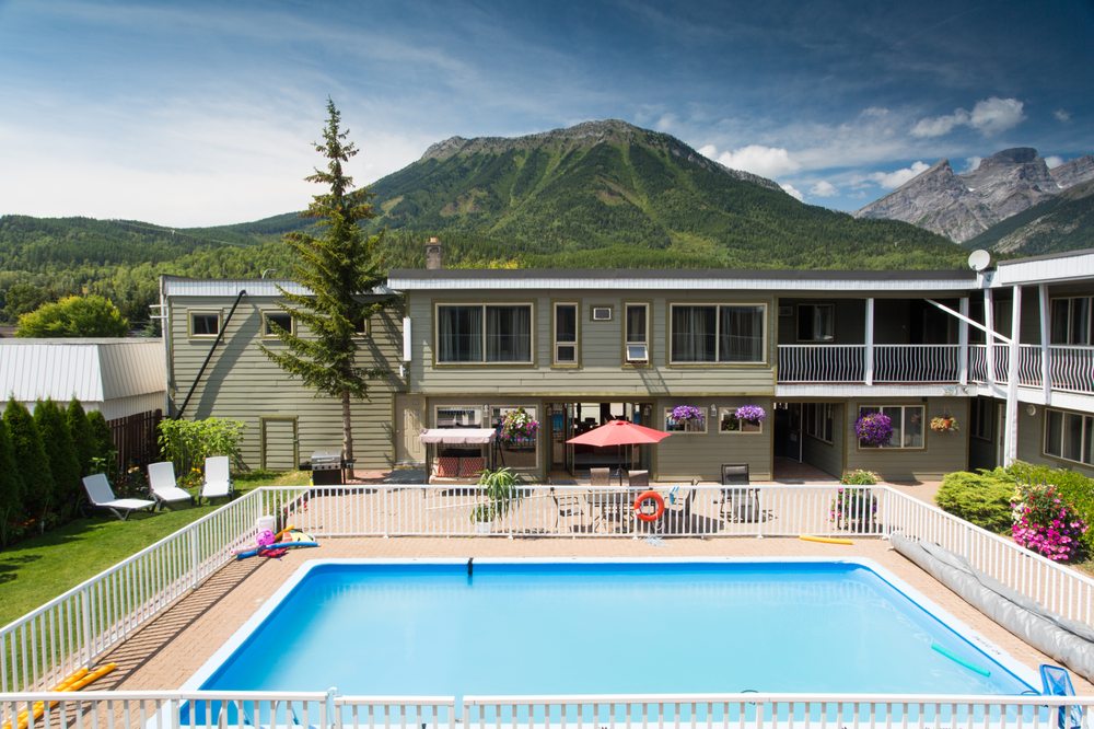 POWDER MOUNTAIN LODGE Updated September 2024 Request Information