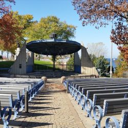 John E N Howard Bandshell