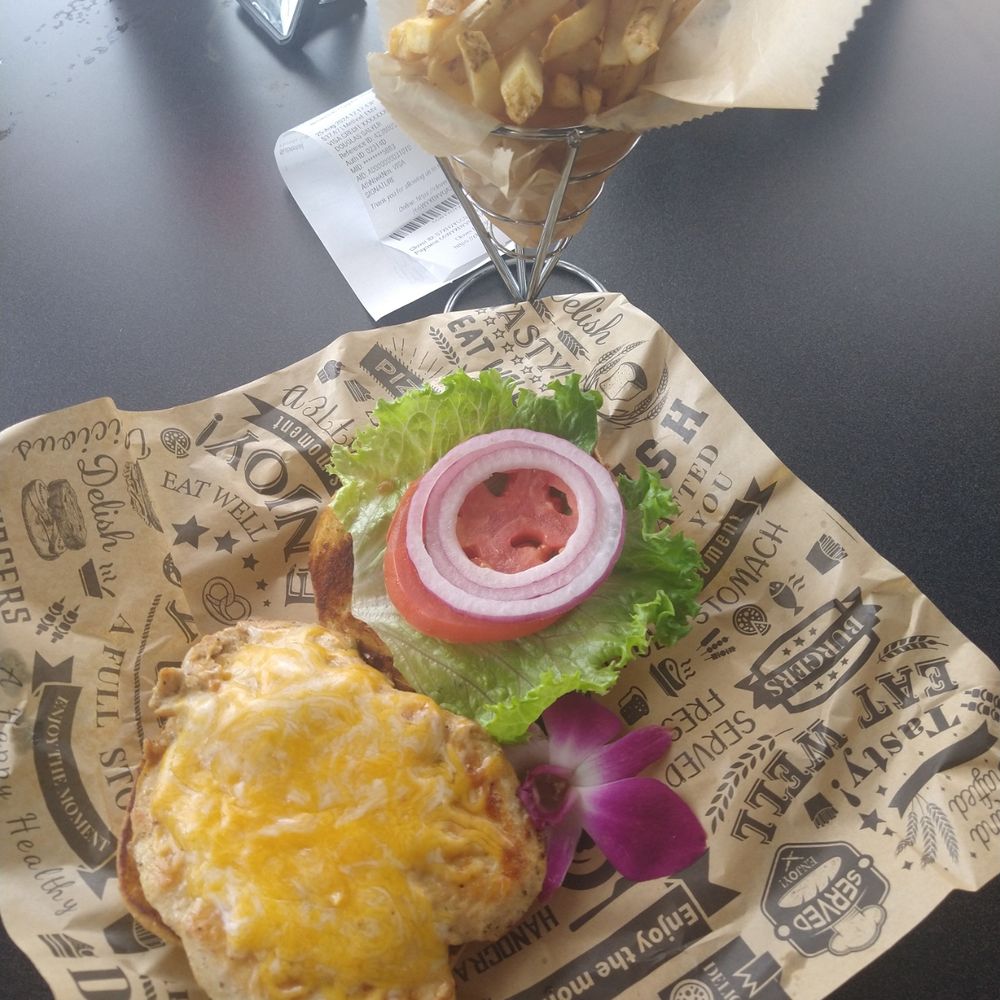 Maggy's House - Grilled chicken sandwich with cheese. - American Near Me - Lehigh Acres, Florida Maggy's House - Grilled chicken sandwich with cheese. - American Near Me - Lehigh Acres, Florida
