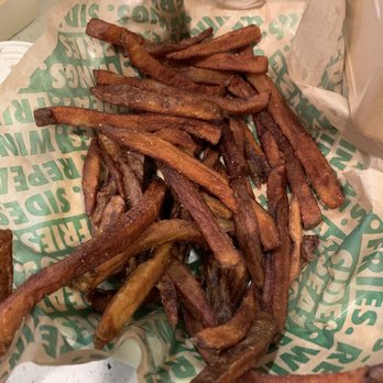 Wingstop - Overcooked, old tasting fries.  So not appetizing. - Chicken Wings Near Me - Roseville, California