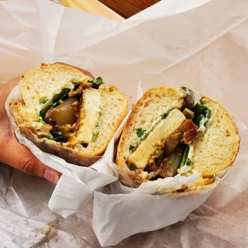Un Bien - Tofu - Cuban Near Me - Seattle, Washington