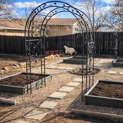 Giovanni's Landscaping & Skid Work