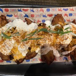 Buffalo chicken potato skins