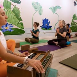 Lotusland Yoga SF