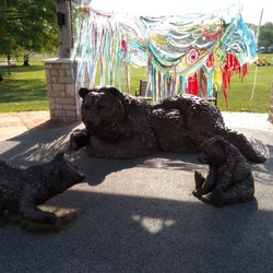 The Bears - The Bears sculptures