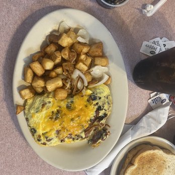 Hacker's Grill - Omelette potatoes and onions. - American Near Me - Apache Junction, Arizona