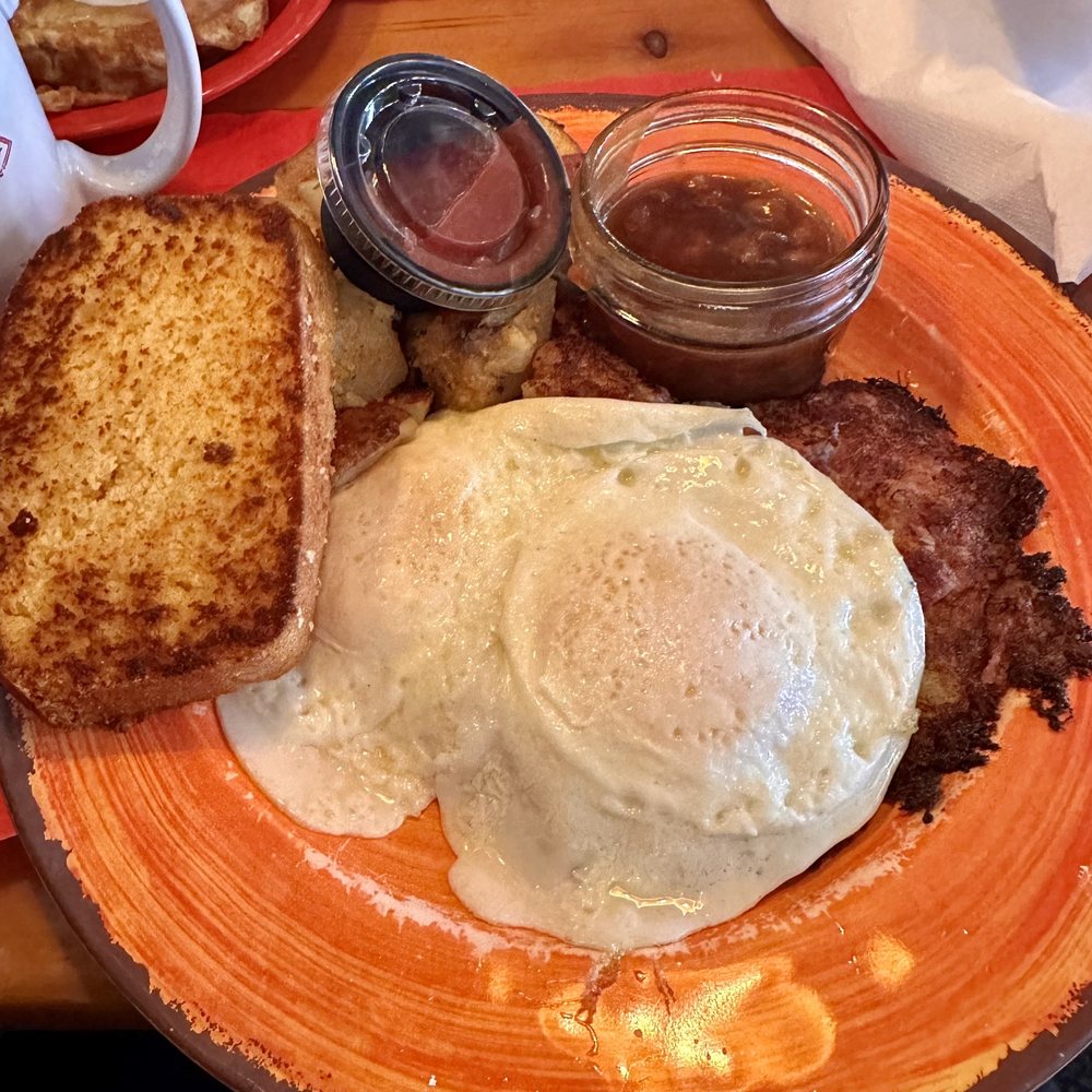 Strawberry Fair Restaurant - Corn Beef Hash - Breakfast & Brunch Near Me - Norwell, Massachusetts