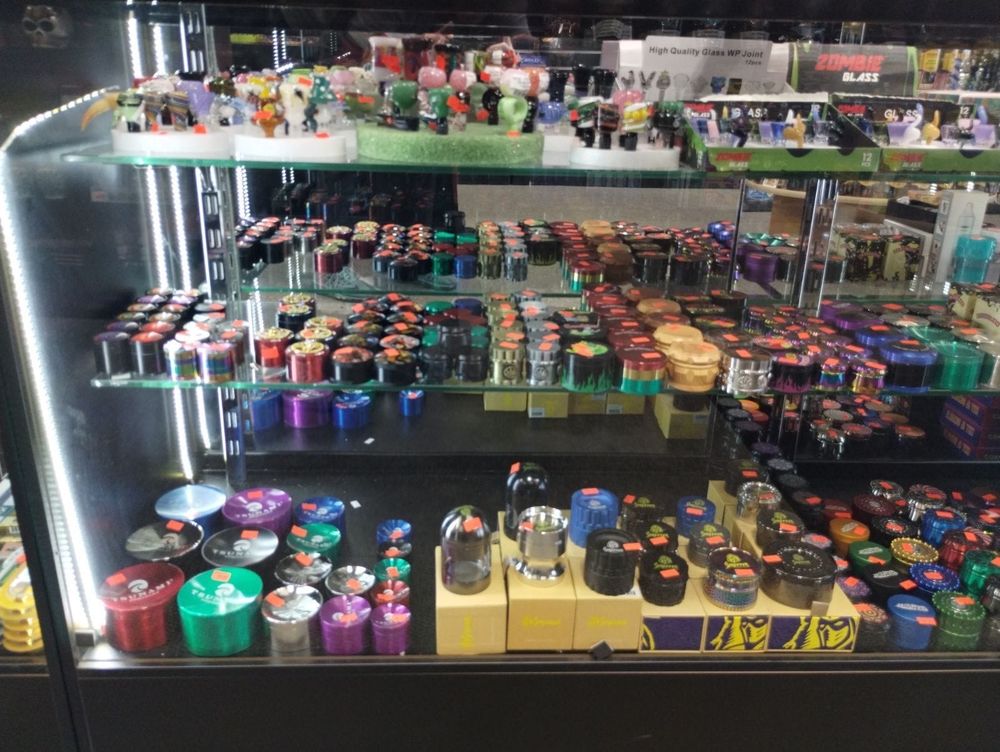 PORT CLINTON SMOKERS OUTLET 10 Photos 2853 E Harbor Rd, Port