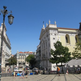 Praça Luís de Camões - looking east - Public Plazas Near Me - Lisbon, 11